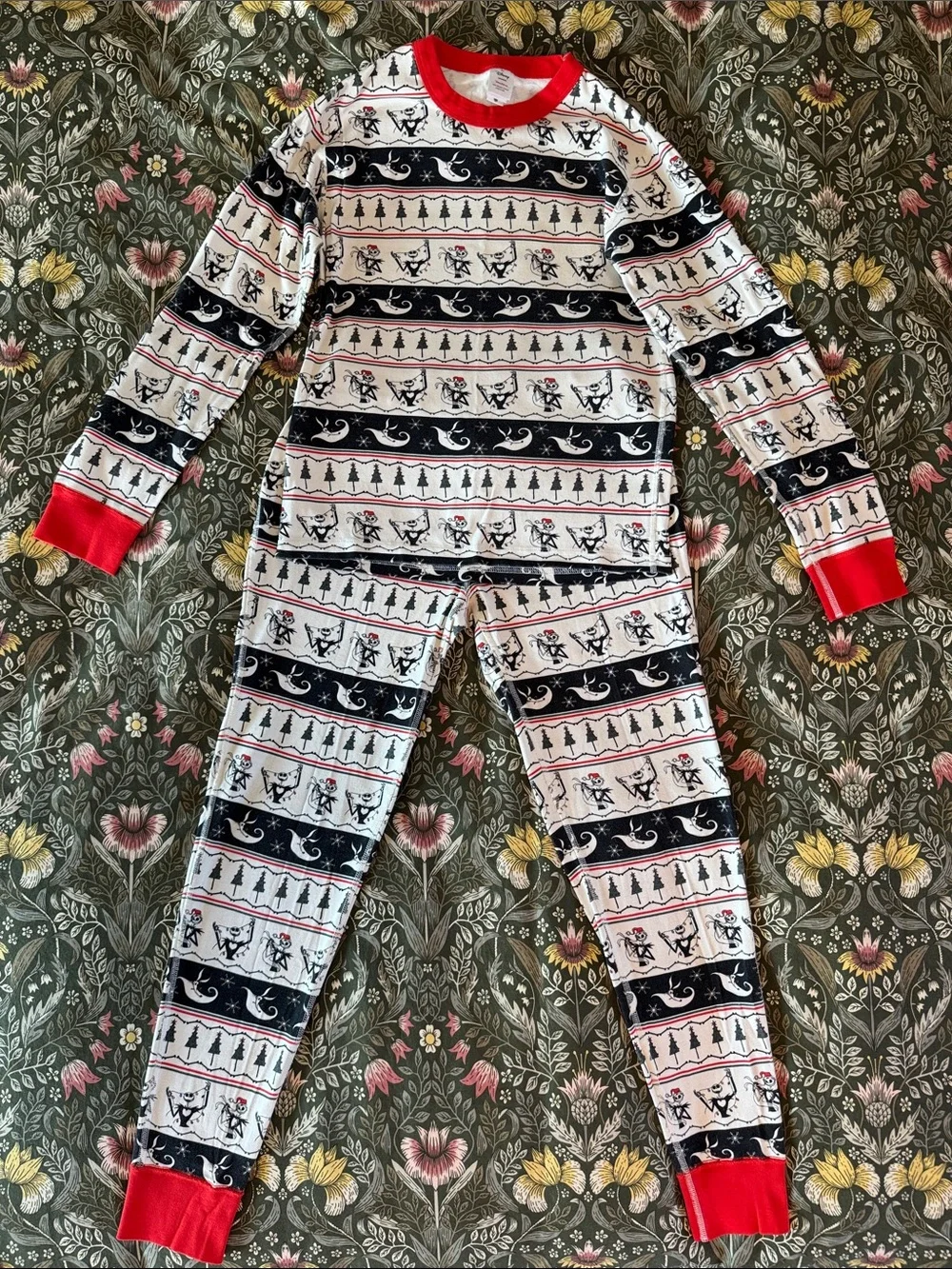 Hanna Andersson Adult Nightmare Before Christmas Pjs- XS top/S pants, mommy & me